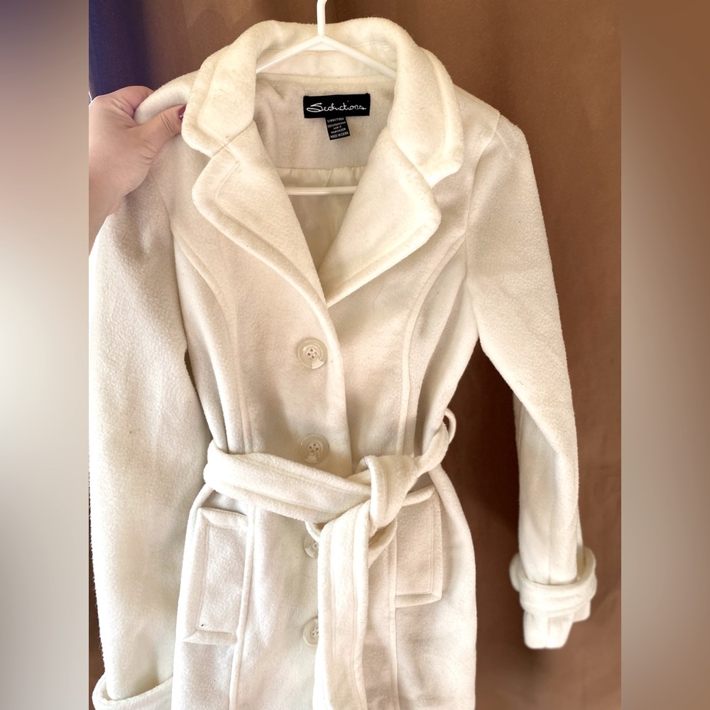 WHITE SOFT FALL COAT SIZE S